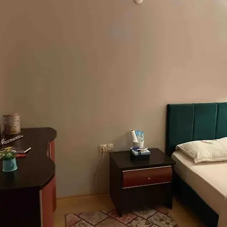 Apartment Mugo Cheap Sleeping Houses *